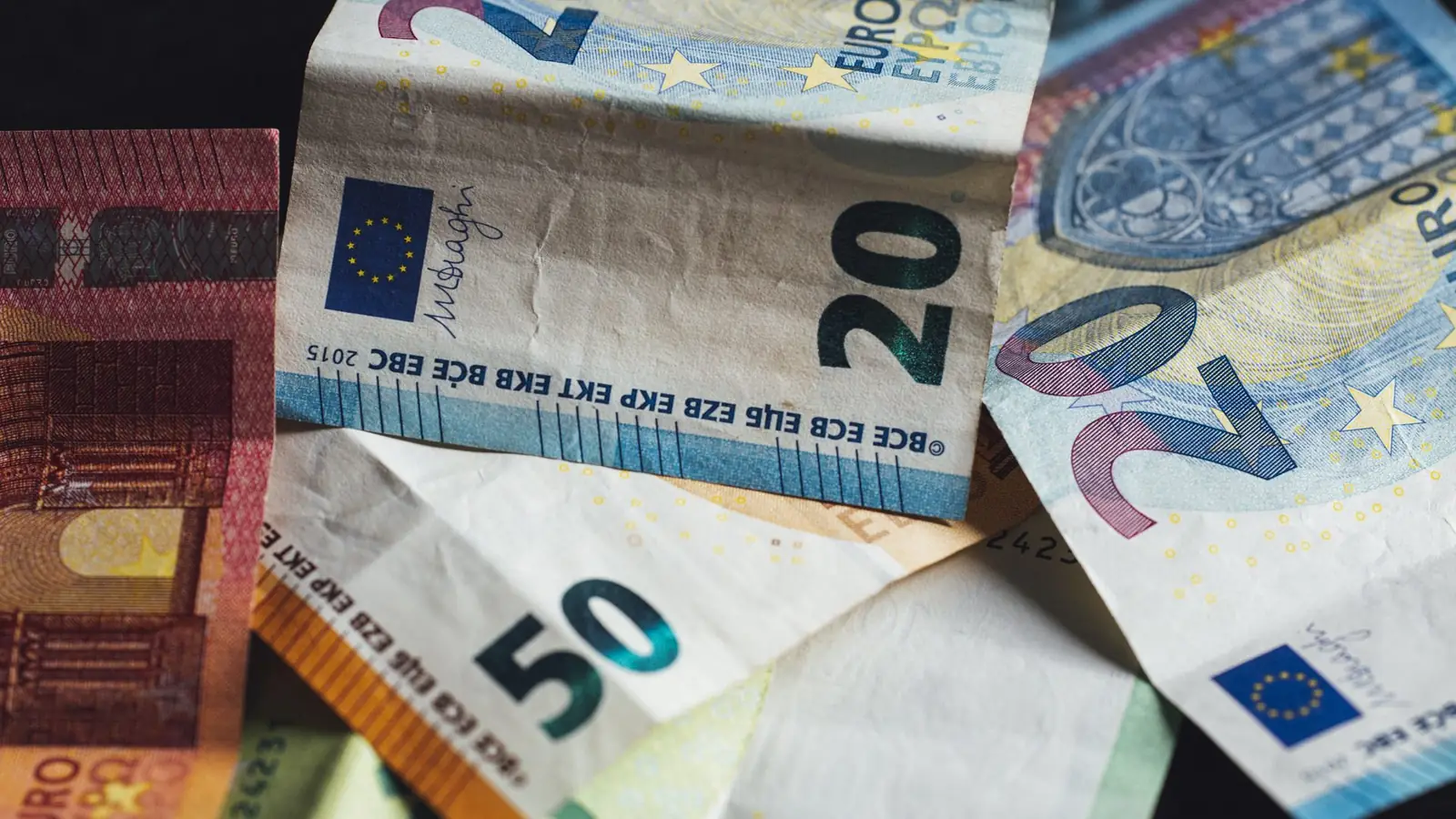 Billetes de 20 y 50 euros